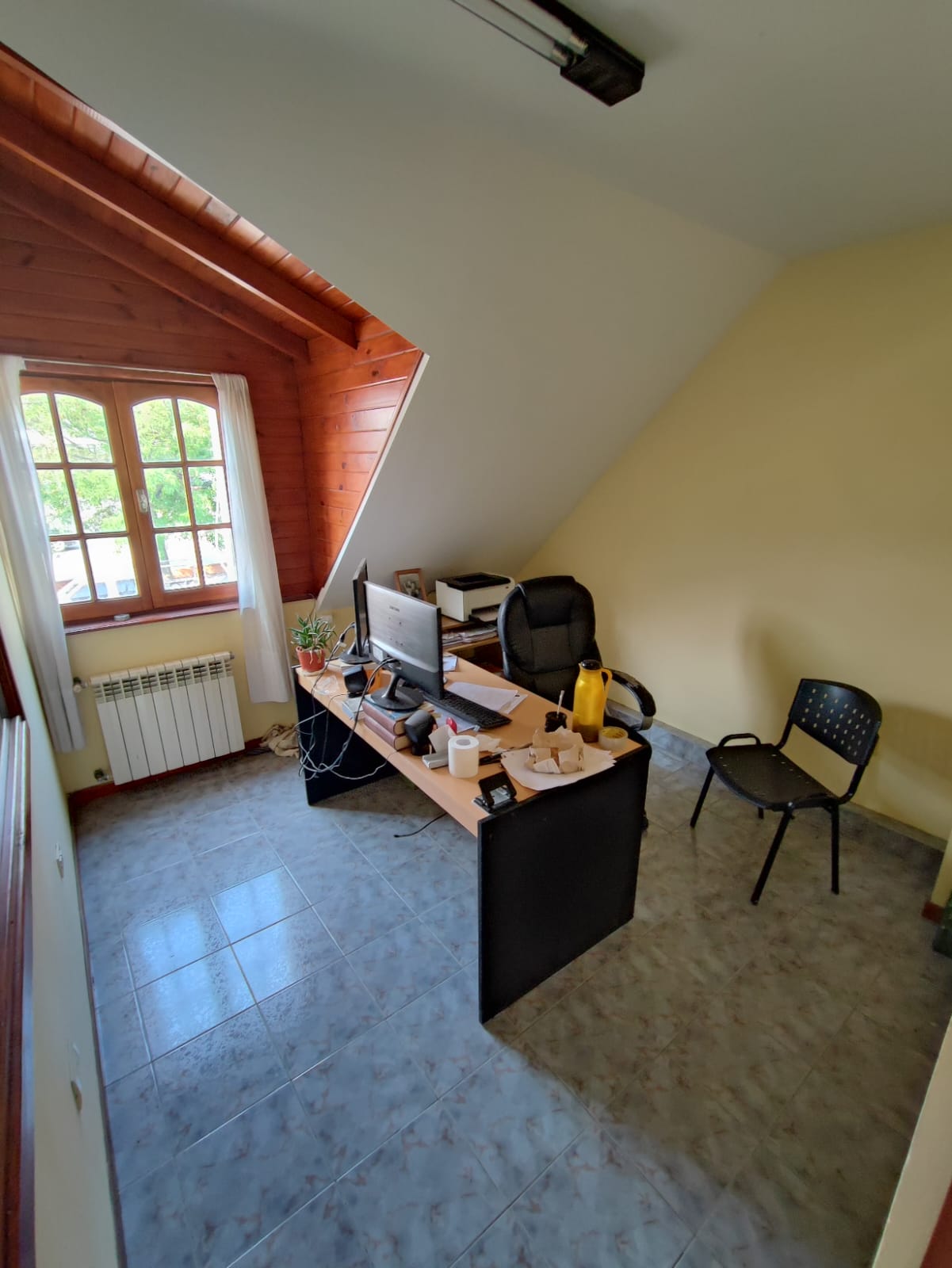 Oficinas en alquiler – Belgrano 722, Esquel – foto 2
